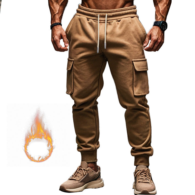 Men's cargo joggers with practical side pockets and elastic waistband. Chic and stylish.