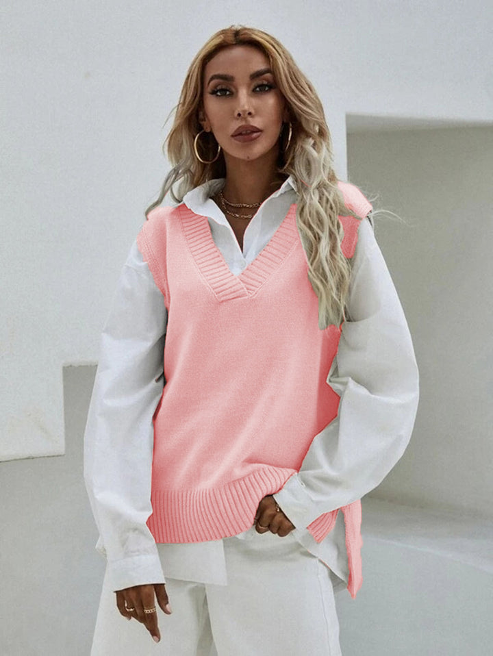Knitted vest for women with V-neck and wide ribbed design Lune London