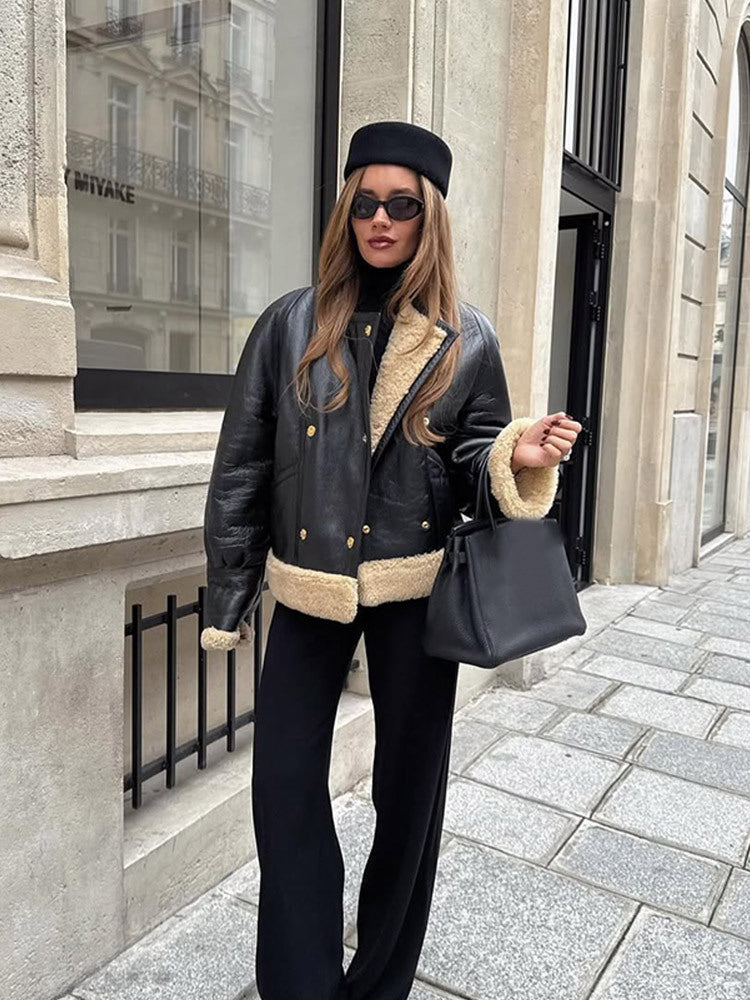 Women's short jacket in aviator style with teddy lining and double-breasted snap front Amarae
