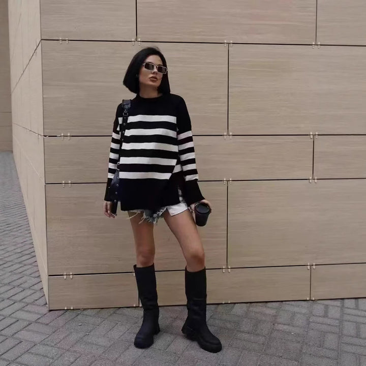 Oversized knit sweater for women with a trendy striped pattern and a richly detailed ribbed texture Lune London