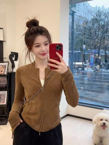 Women's fashionable fleece jacket with sporty zipper Chic & Stil
