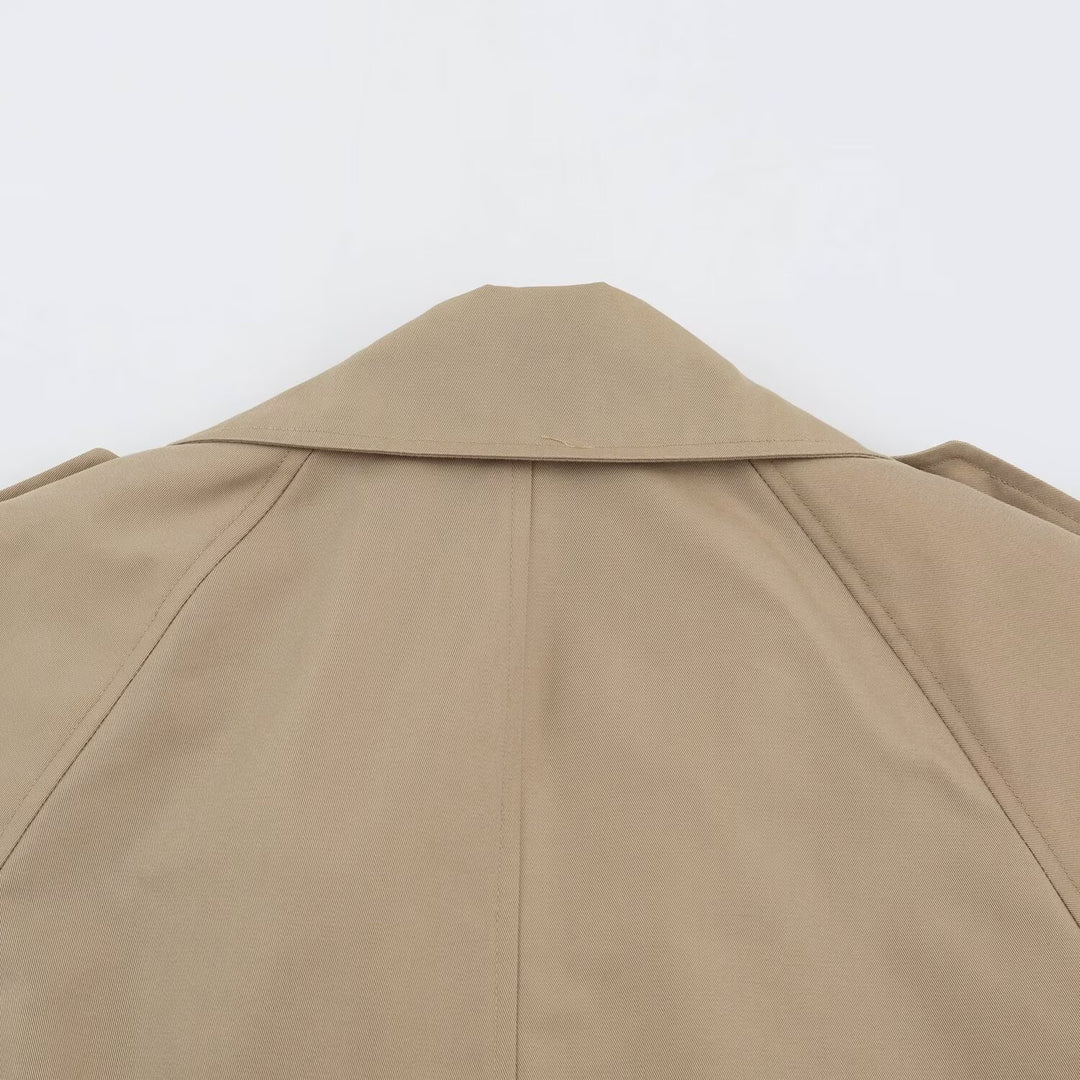 Women's short-cut trench coat with double-breasted button placket Amarae
