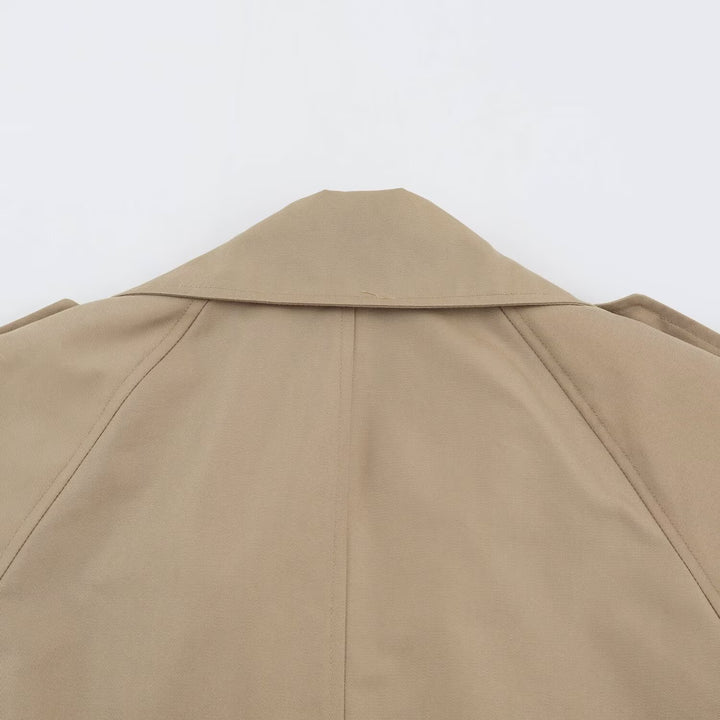Women's short-cut trench coat with double-breasted button placket Amarae