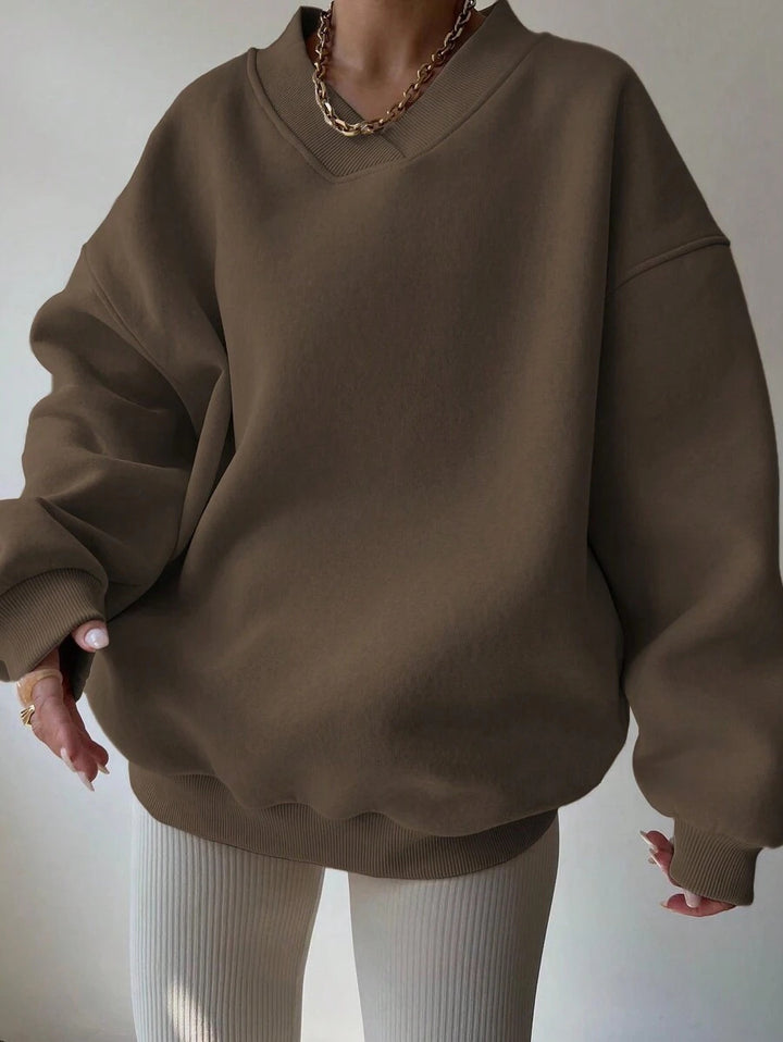 Women Oversized Sweatshirt with V-Neck and Wide Hem Lune London