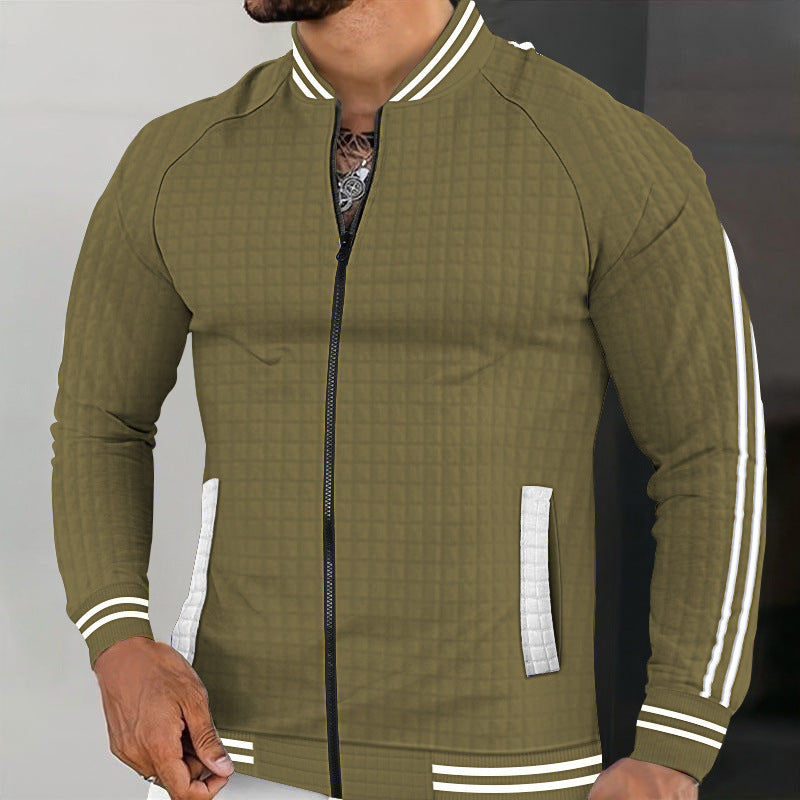 Veste matelassée sportive pour hommes avec un design structuré et des poches zippées latérales Lune London