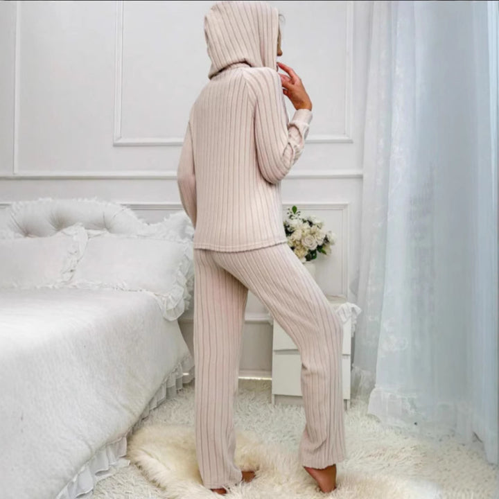 Dames Ensemble en tricot confortable avec capuche et patte de boutonnage Lune London