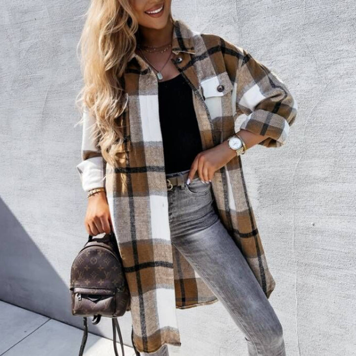Women's flannel shirt with plaid pattern and breast pocket Amarae