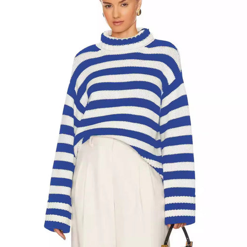 Pullover court pour femmes avec larges rayures Amarae