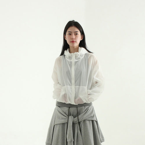 Veste fonctionnelle légère pour femmes avec capuche Chic & Stil