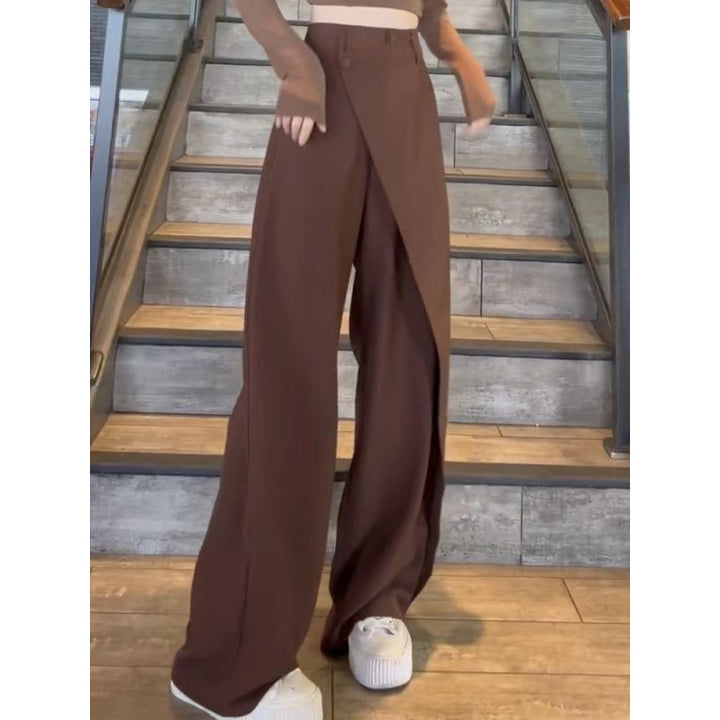 Wide Palazzo pants for women with asymmetric cut Lune London