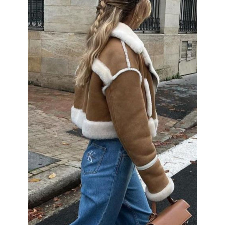 Short leather jacket for women with faux fur trim Lune London