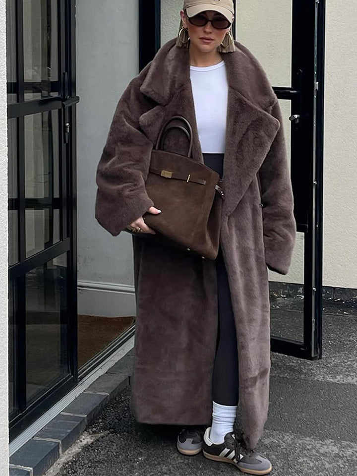 Women's Oversized Faux Fur Maxi Coat with Wide Lapels Amarae