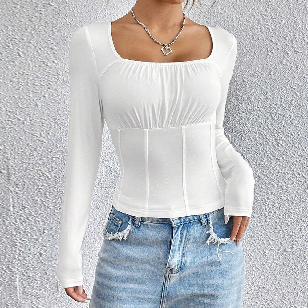 Chemise à manches longues pour femmes avec encolure carrée et design flatteur pour la silhouette Chic & Stil