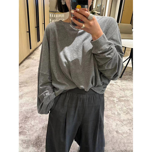 Women oversized long sleeve T-shirt with relaxed fit and wide neckline Amarae