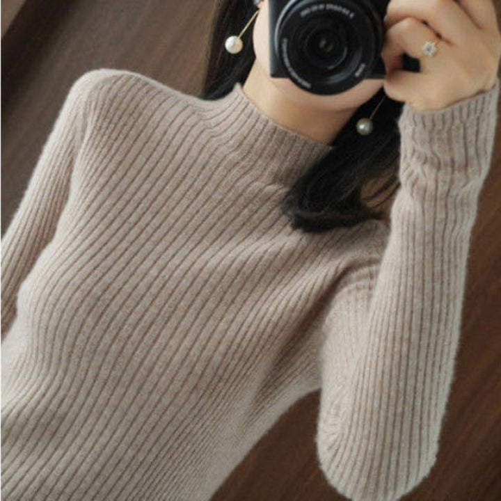Pull à col roulé élégant et flatteur pour la silhouette Chic & Stil
