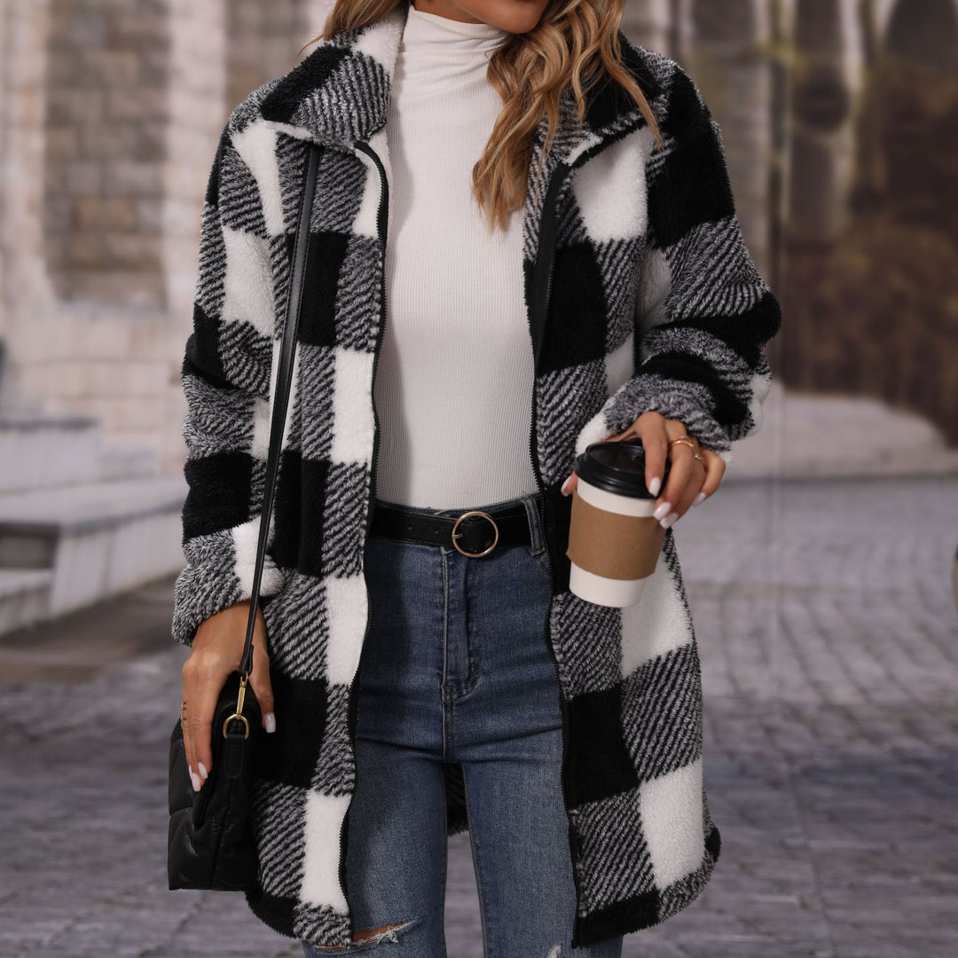 Plaid Plush Jacket for Women with Practical Pockets Lune London