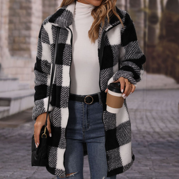 Plaid Plush Jacket for Women with Practical Pockets Lune London