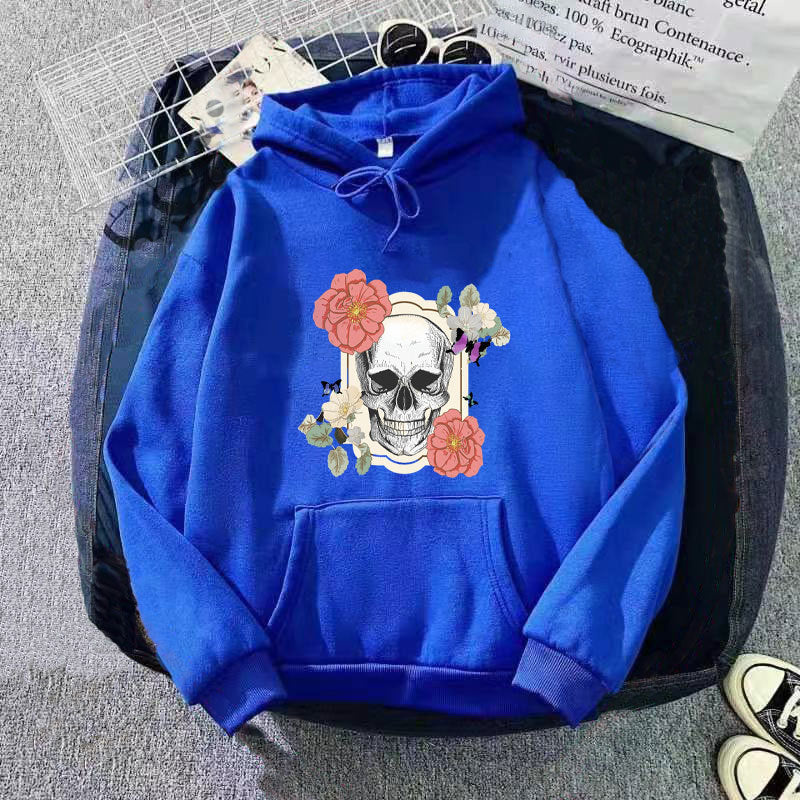 Women's hoodie with creative skull and flower design Chic & Stil