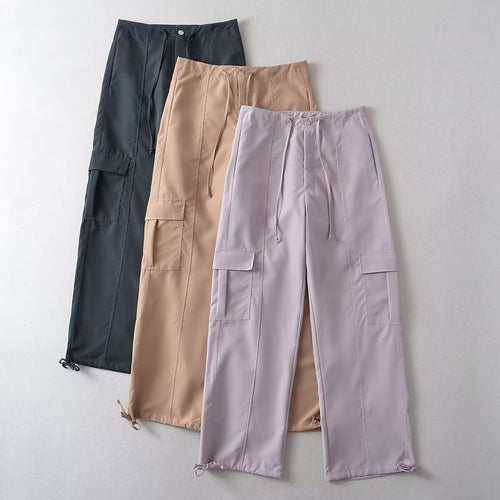 Comfortable cargo pants for women with adjustable waist and functional pockets Amarae