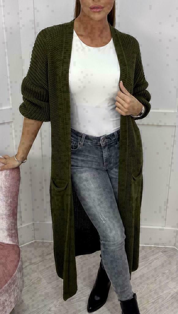 Ladies long cardigan with a chunky knit structure and practical pockets Lune London