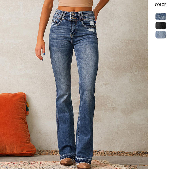 High-waisted flared jeans for women with trendy ripped details Chic & Stil