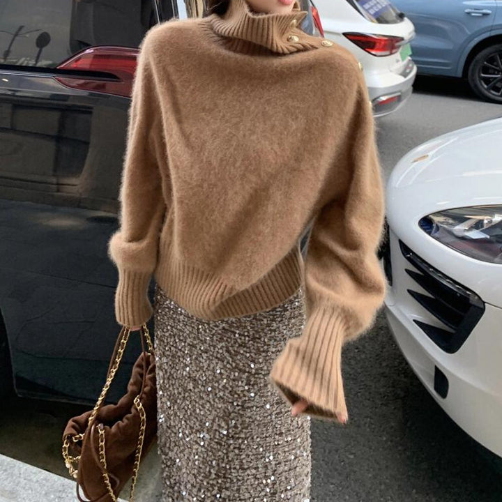 Sweater femme à la mode avec col roulé stylé et texture côtelée fine Chic & Stil