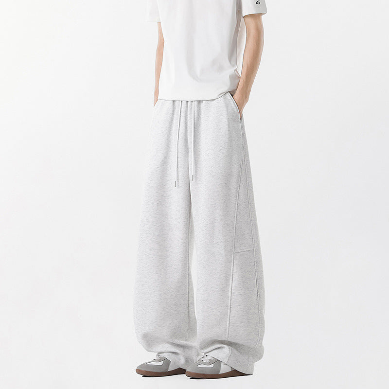 Casual wide pants for men with elastic waistband and practical side pockets Lune London
