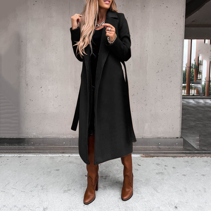 Elegant and warm wool coat for women Lune London