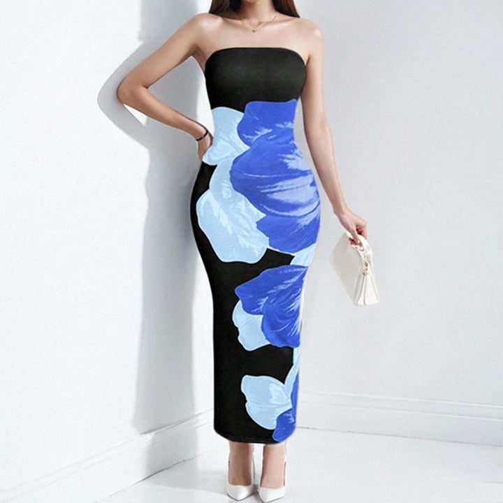 Robe longue ajustée pour femmes avec motif floral Chic & Stil