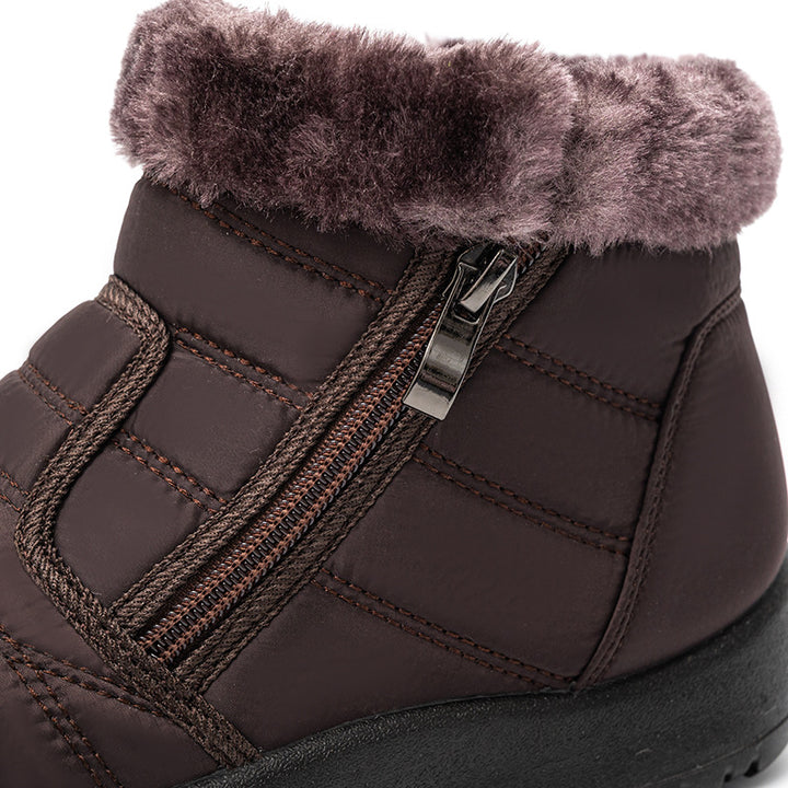 Women's insulated winter boots with non-slip sole and convenient zipper Lune London