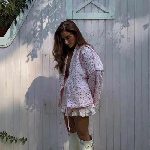 Women's blouse in kimono style with floral patterns and tie belt Amarae