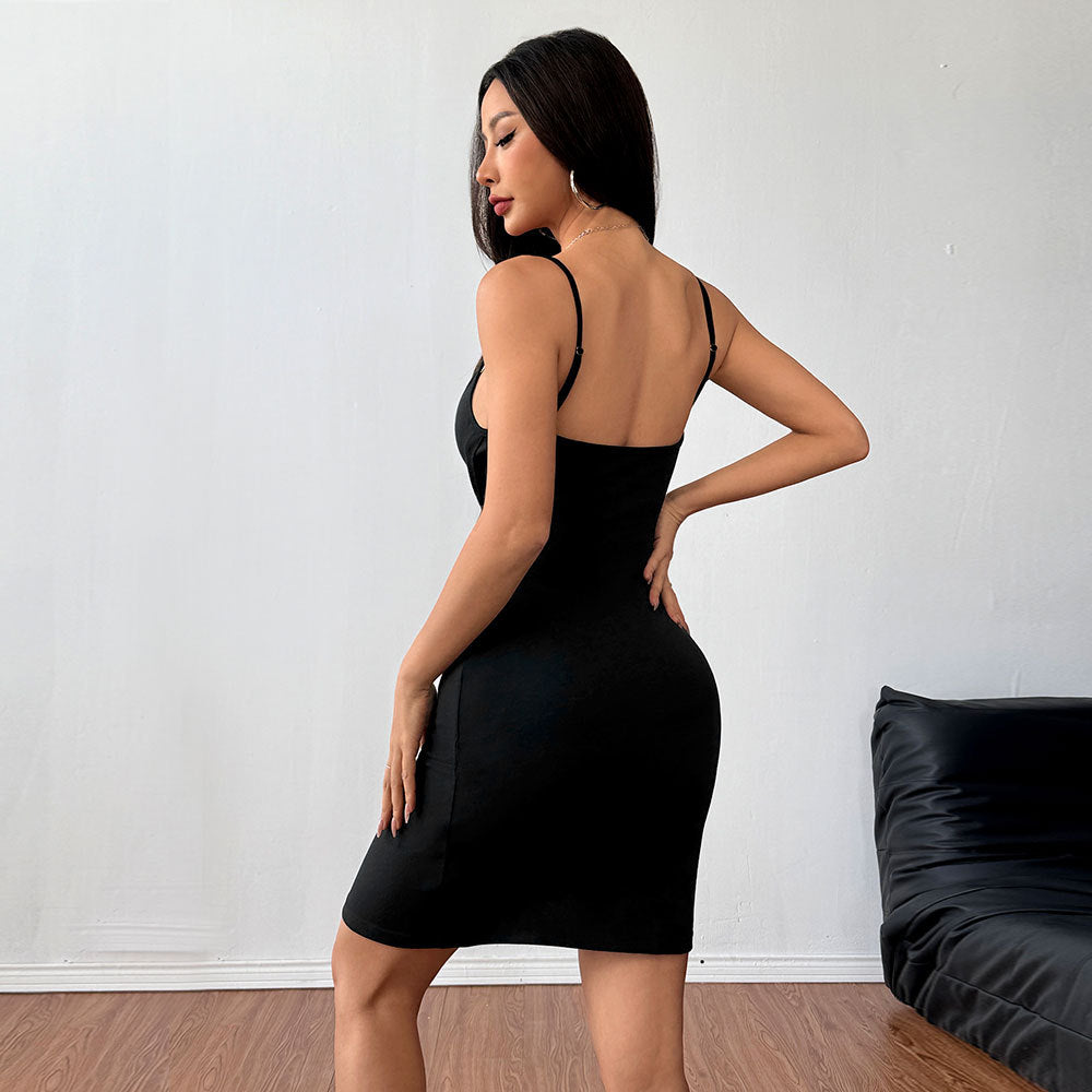 Robes mini à bretelles spaghetti pour femmes, ajustées au corps, avec une fente sexy Chic & Stil