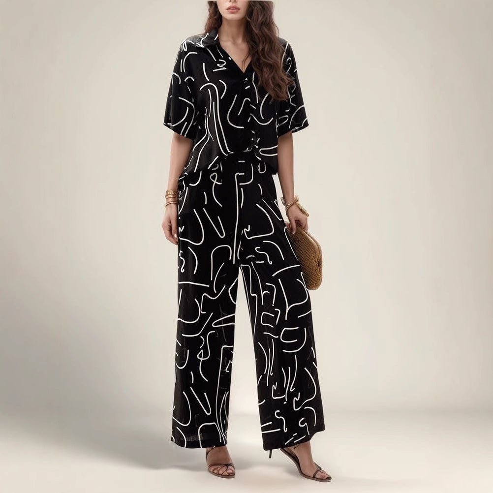 Loose loungewear set with abstract print Lune London for women