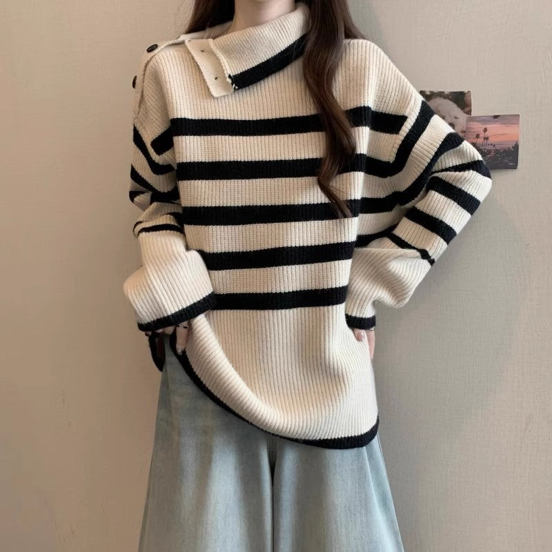 Pull à rayures pour femmes avec col moderne et détails de boutons Chic & Stil