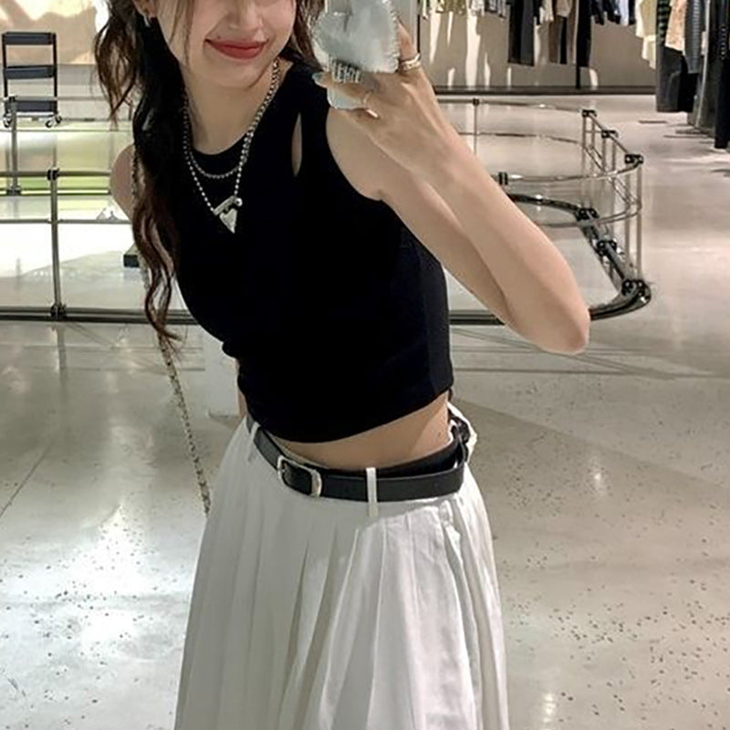 Women's crop top with elastic waistband and asymmetrical neckline Lune London