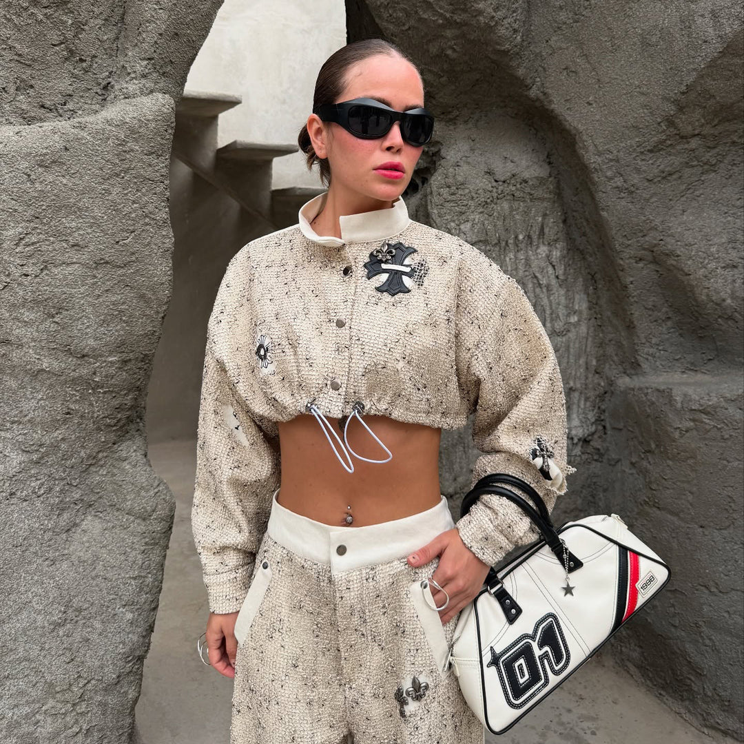 Short Kawai jacket for women with unique embroidery and a trendy fit Lune London