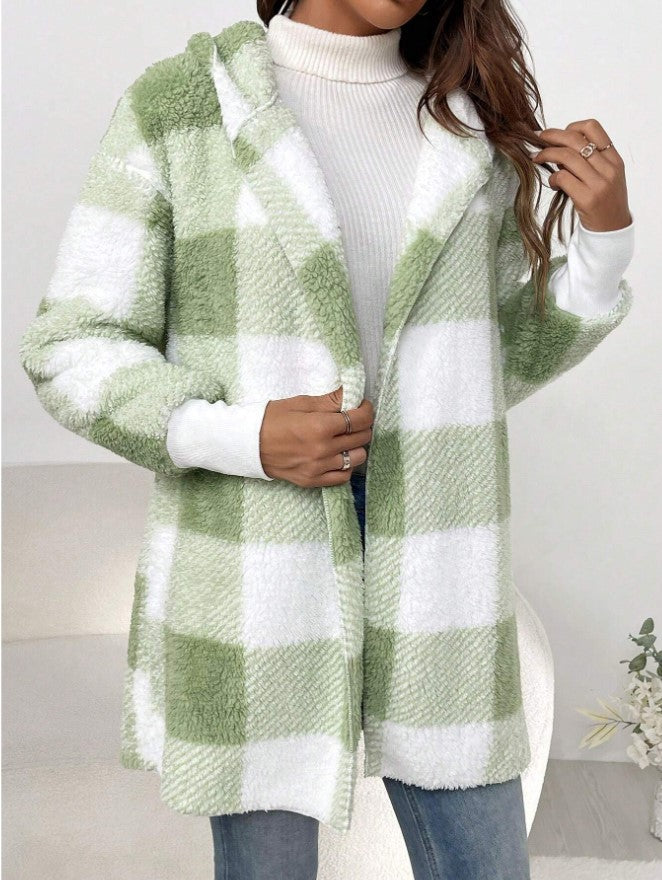 Ladies Cozy Fleece Jacket with Checkered Pattern and Hooded Design Lune London