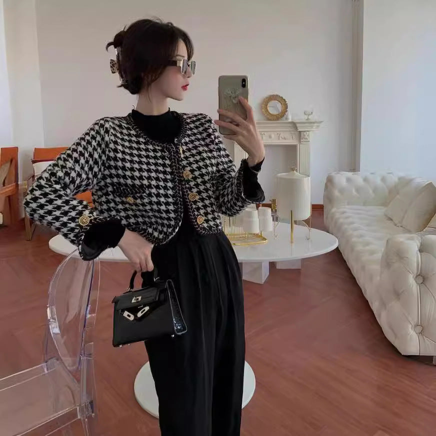 Designer jacket for women in houndstooth design with golden buttons Lune London