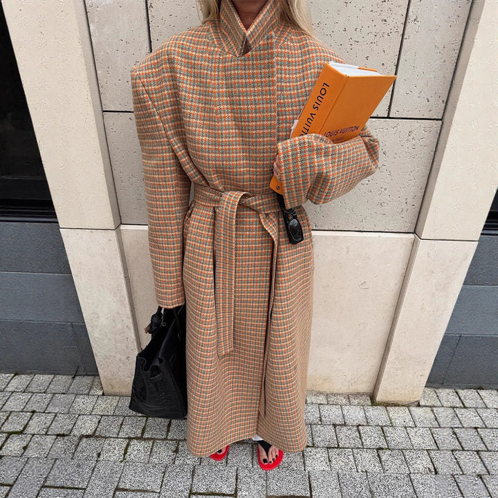Ladies Oversize Wool Coat with Houndstooth Pattern and Waist Belt Amarae