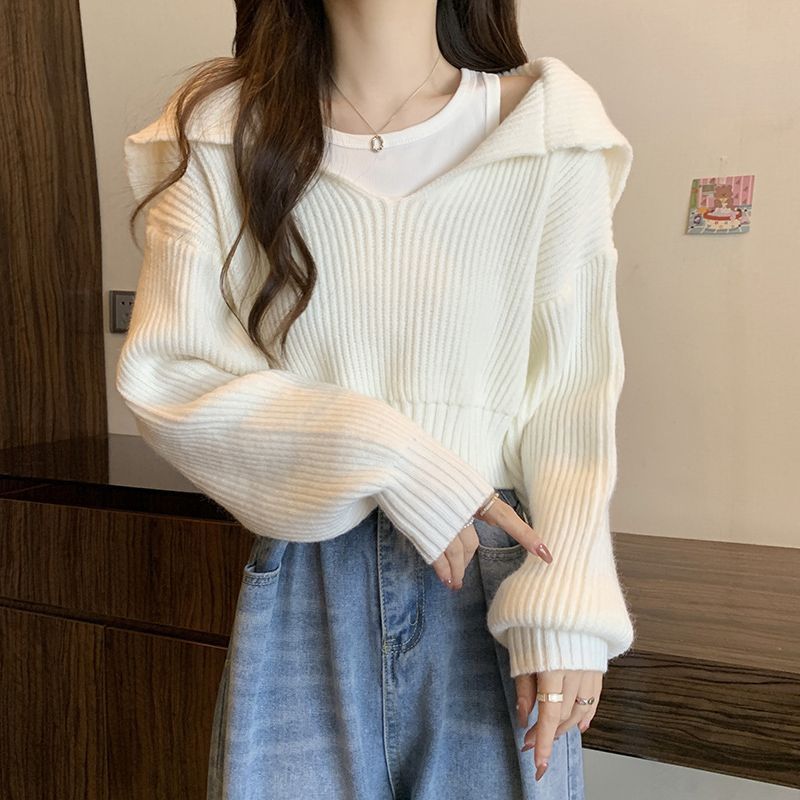 Ladies oversized V neck hoodie sweater Lune London