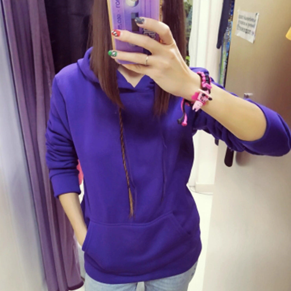 Hooded sweatshirt for women with kangaroo pocket Lune London