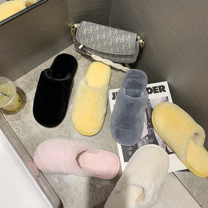 Ladies Plush Slippers in Soft Material Lune London