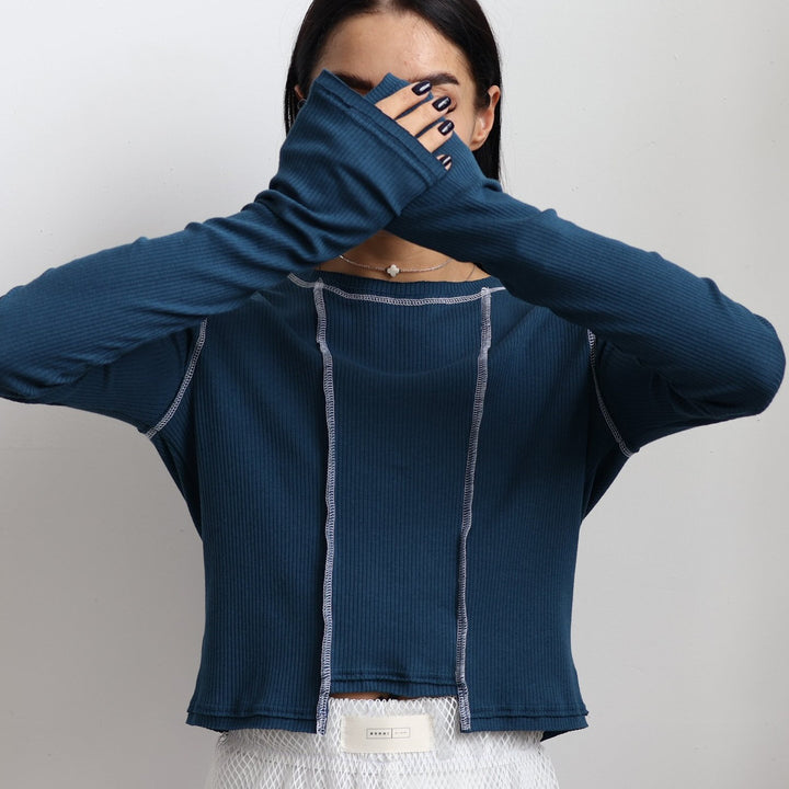 Casual long-sleeve top for women with a ribbed texture inspired by retro years and contrasting seams Lune London