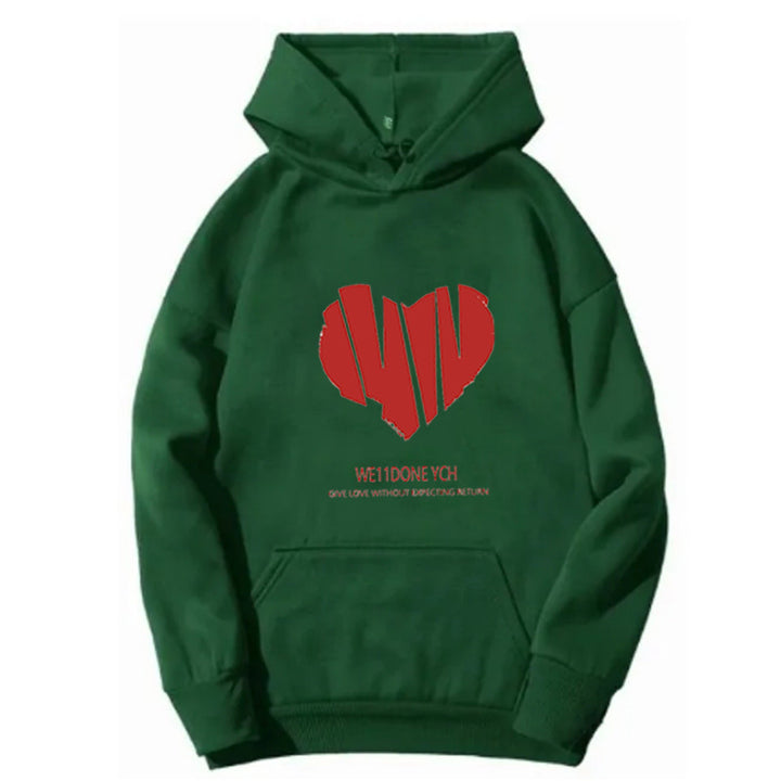 Women's hoodie with creative heart design and stylish lettering Chic & Stil