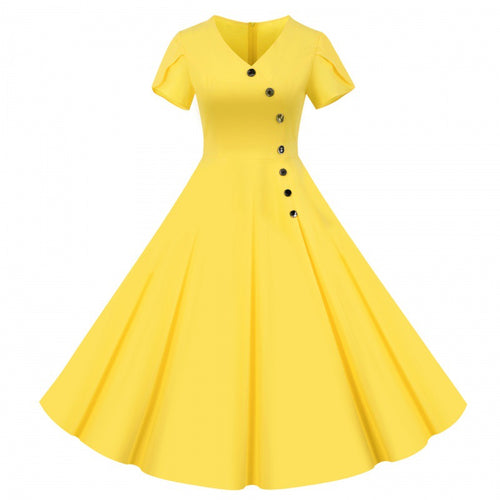 Robe swing femme avec un col en V à boutons et une jupe évasée.
