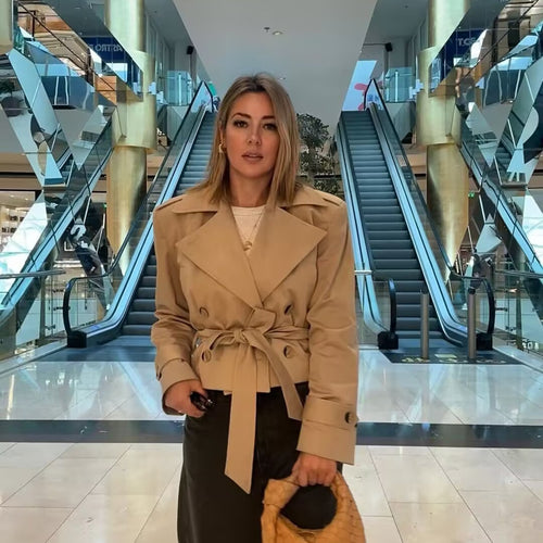 Veste courte élégante pour femme avec large col et ceinture à nouer Chic & Stil