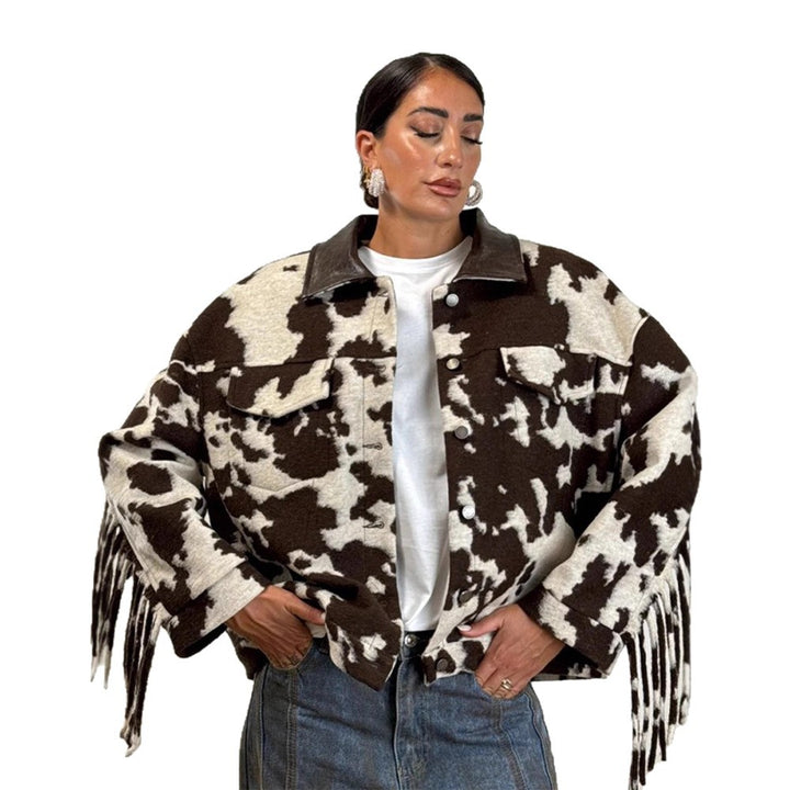 Ladies short jacket in cow print with fringes, faux fur look and leather collar Amarae