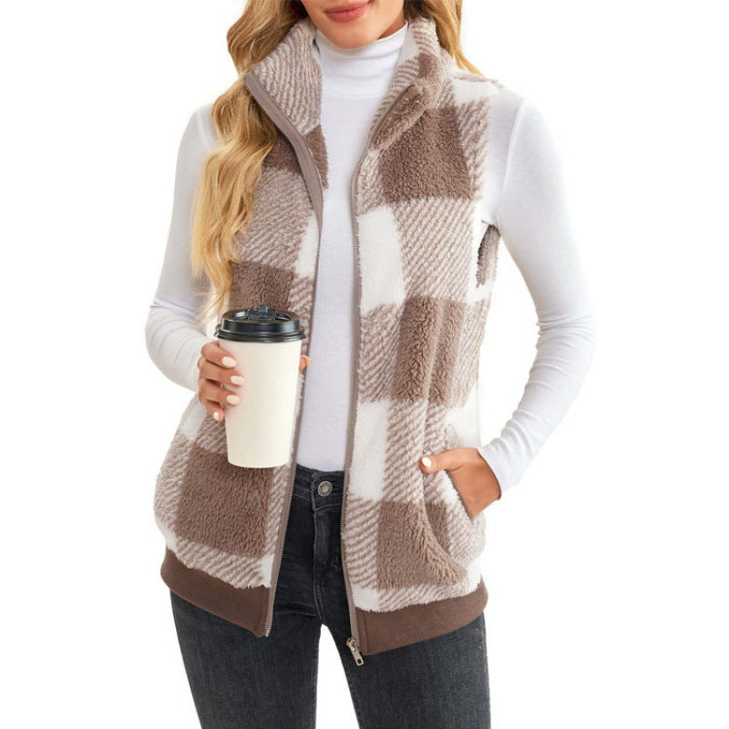 Ladies Checked Teddy Vest with Stand-Up Collar, Zipper and Side Pockets Amarae