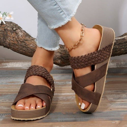 Wedge heel sandals with crossover straps for women Amarae