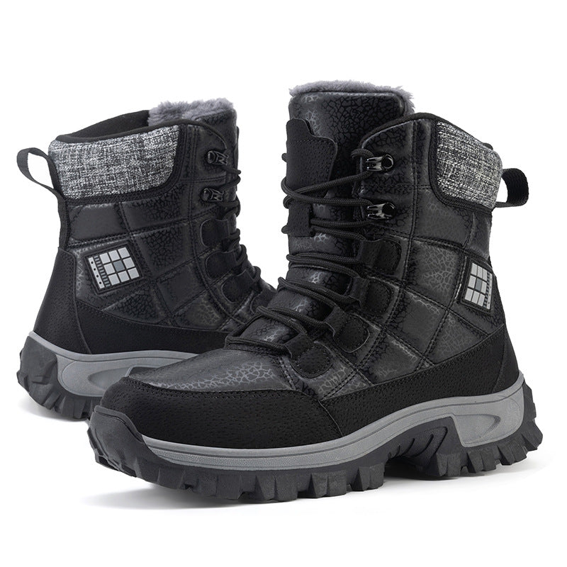 Winter hiking boots for women with non-slip sole and insulating inner lining Lune London